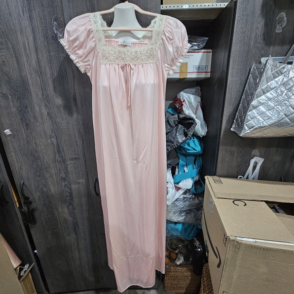 Miss Elaine Babydoll Cap Sleeves Full Length Nightgown Size S RARE HTF - Picture 2 of 10